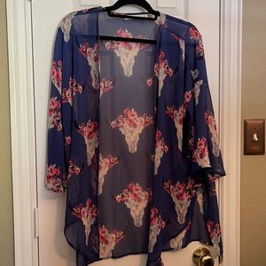 Impeccable pig flowy kimono size medium